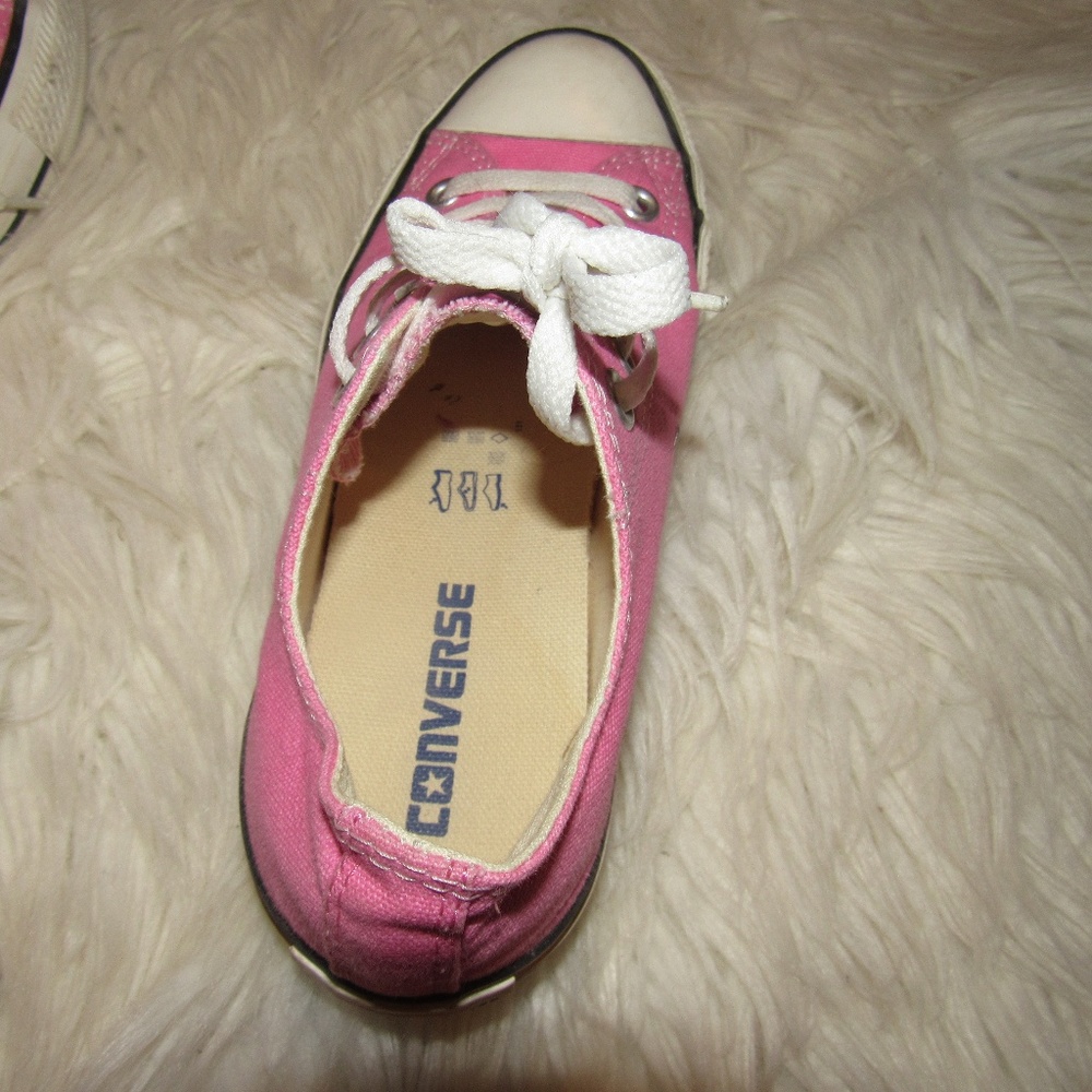 Pink low converse - Picture 4 of 4